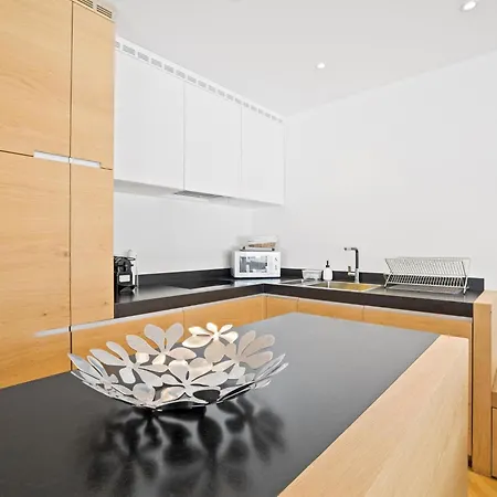 Praval By Interhome アパート *