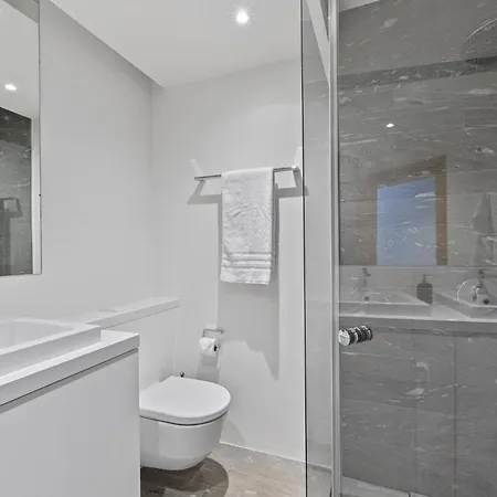 Praval By Interhome アパート *