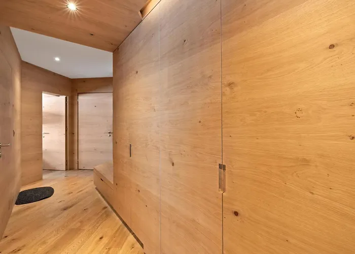 Praval By Interhome Apartamento Valbella